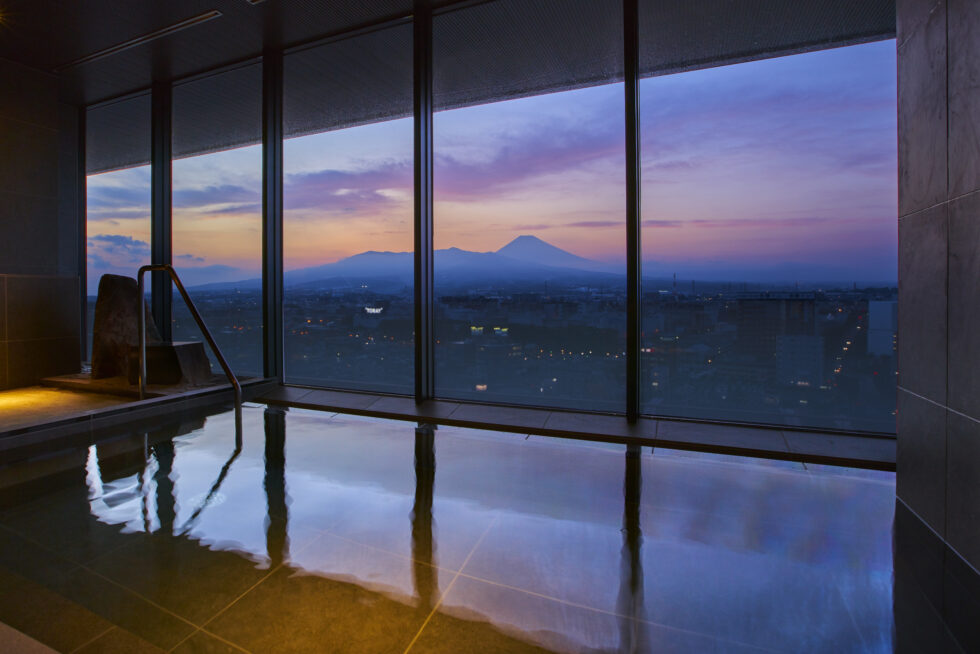 「富士山三島東急ホテル」展望温浴施設